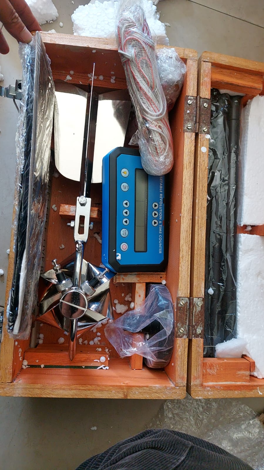 Water Current Meter With Digital Revolution and Time Counter